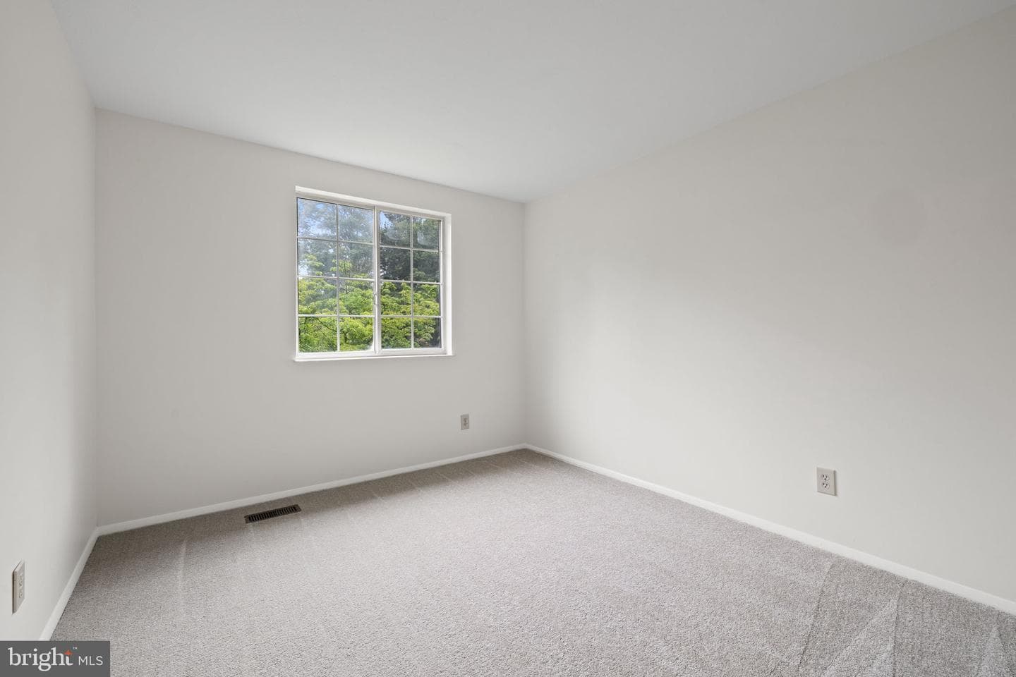 10729 Freds Oak Court photo 15