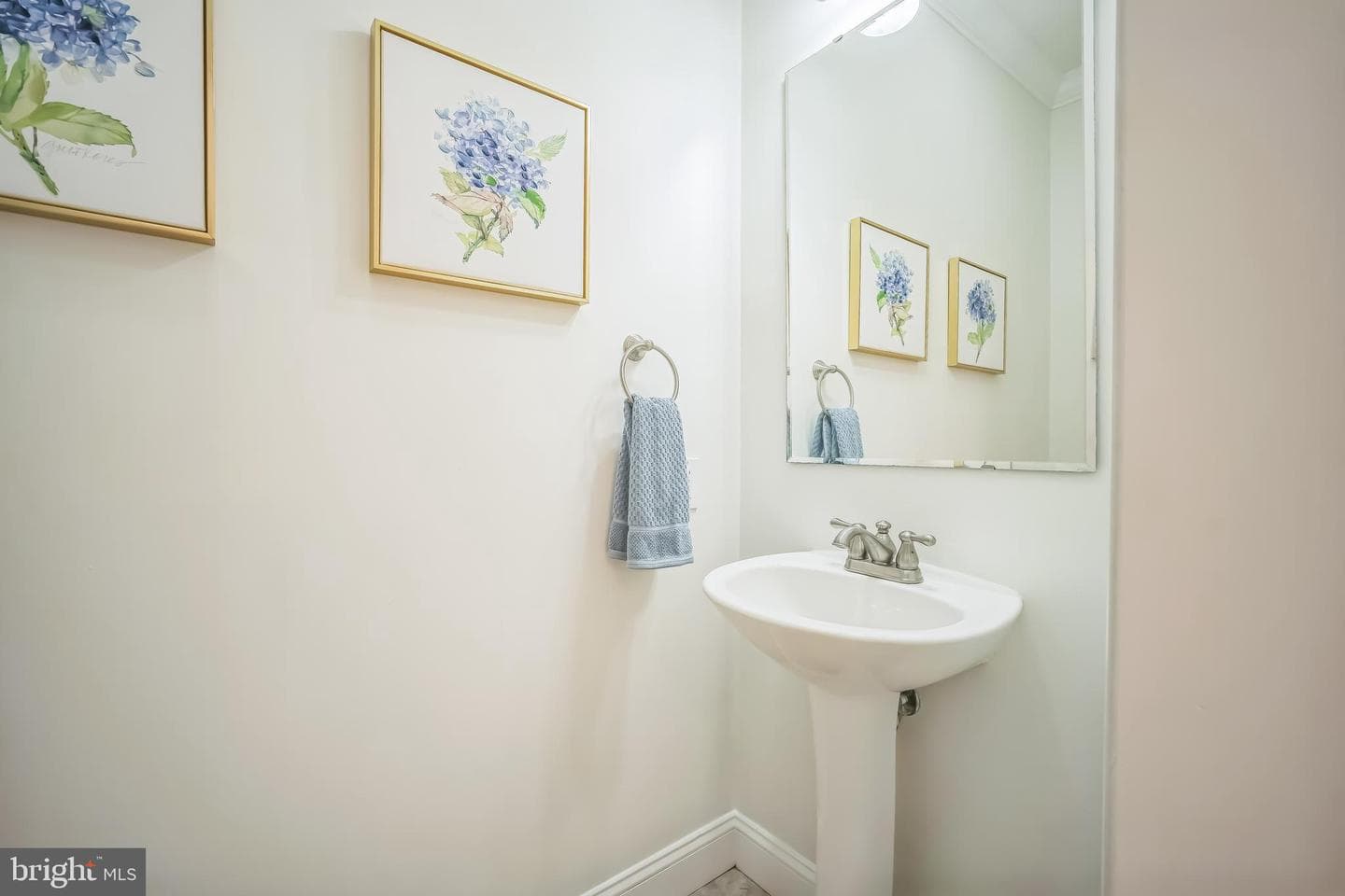 2862 Rosemary Lane photo 25