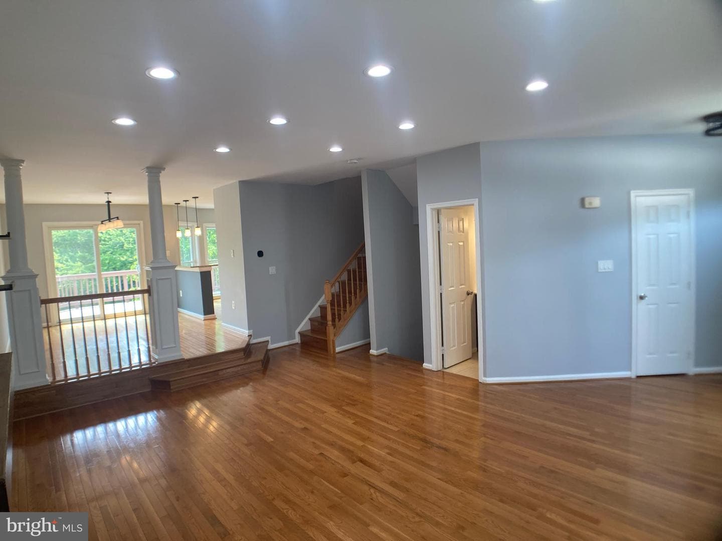 8726 Wadebrook Terrace photo 5