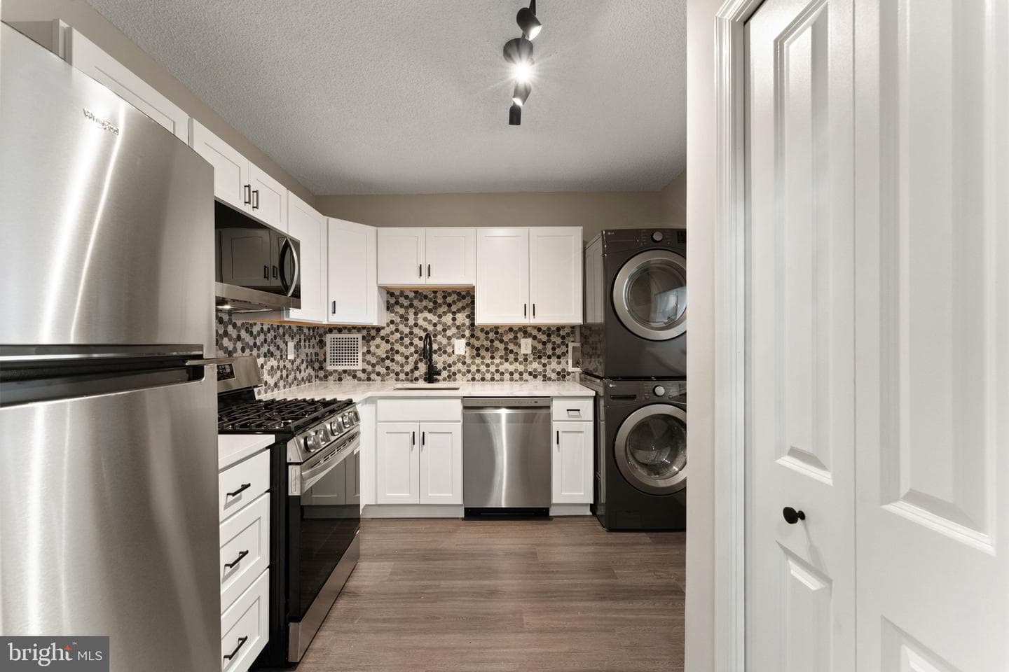 3701 S George Mason Drive #918n photo 18