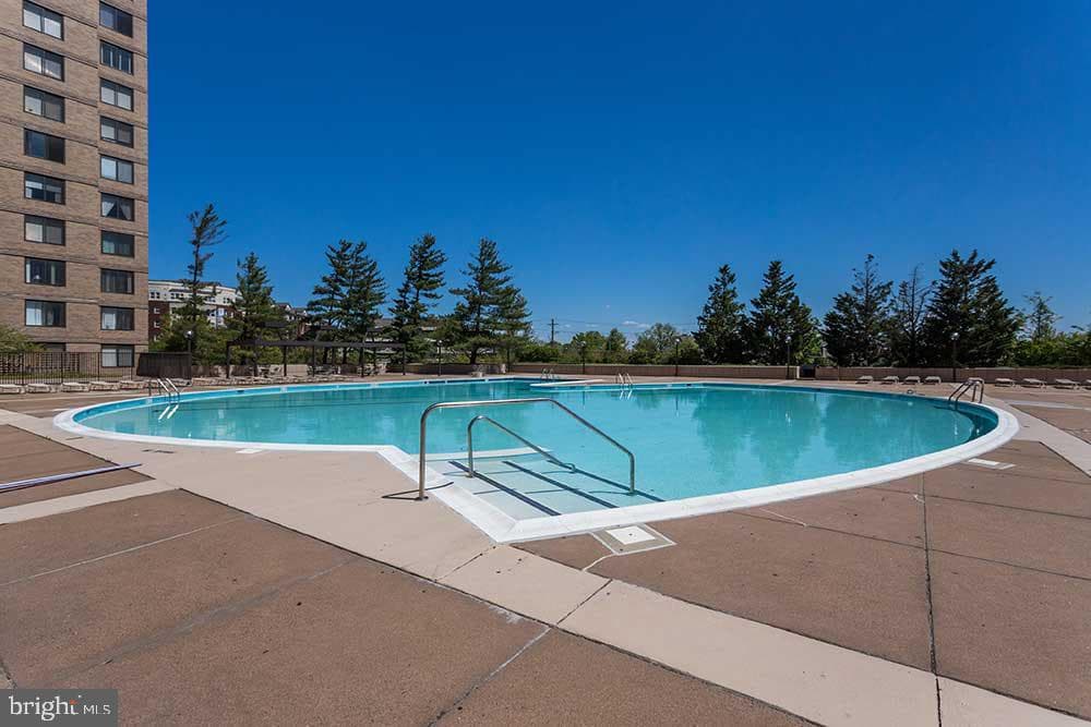 3701 S George Mason Drive #918n photo 57