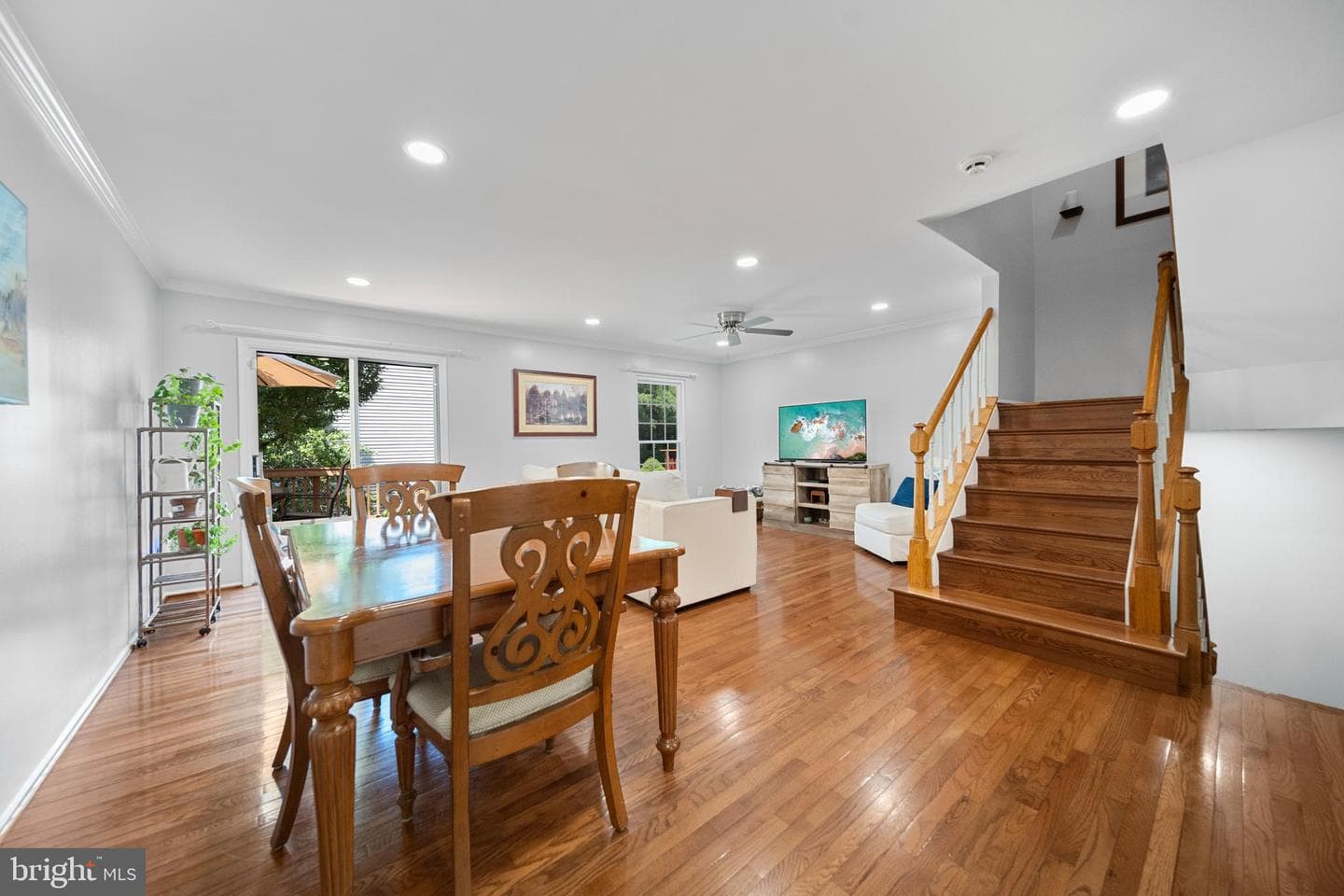 5962 Powells Landing Road photo 11