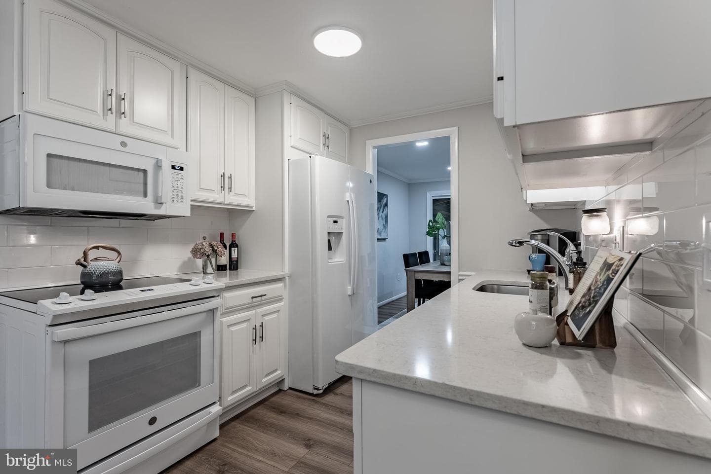 3204 Holly Berry Court photo 5