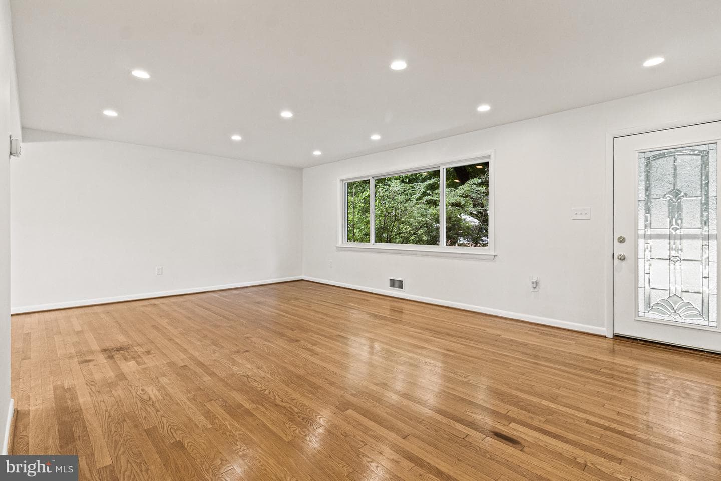 7119 Sea Cliff Road photo 5