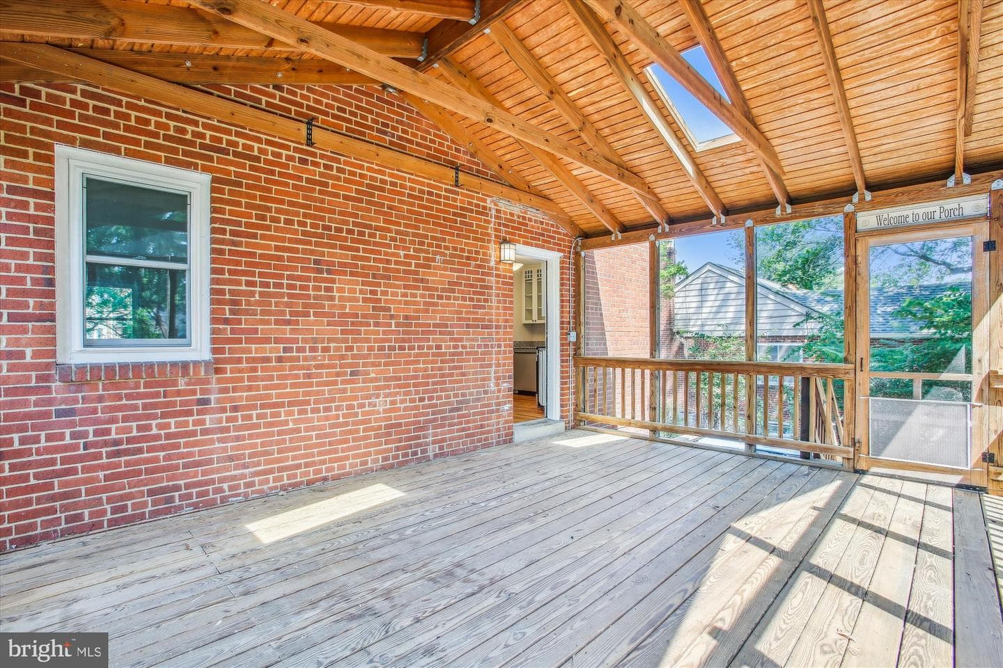 5909 Frederick Street photo 10