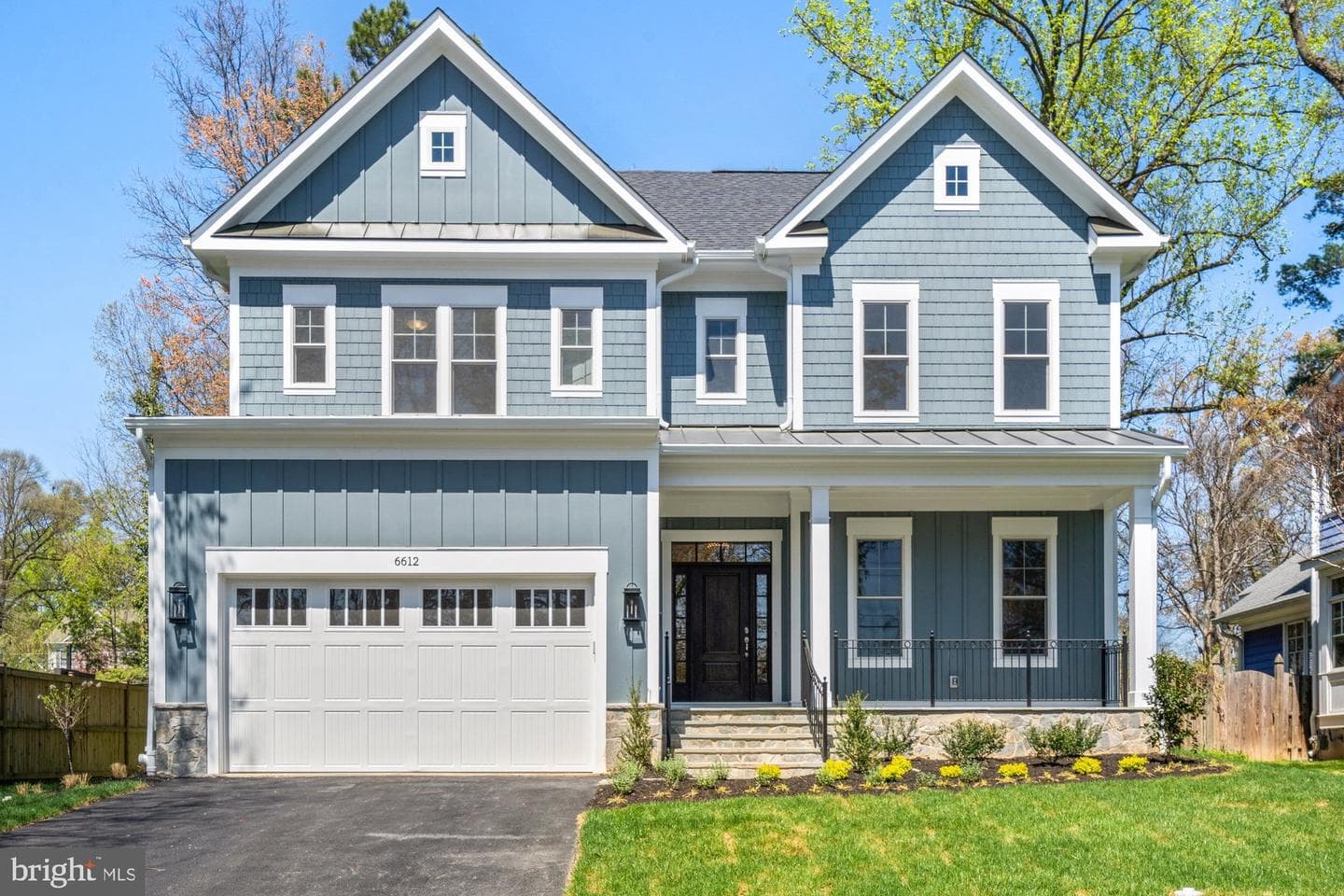 2221 Orchid Dr