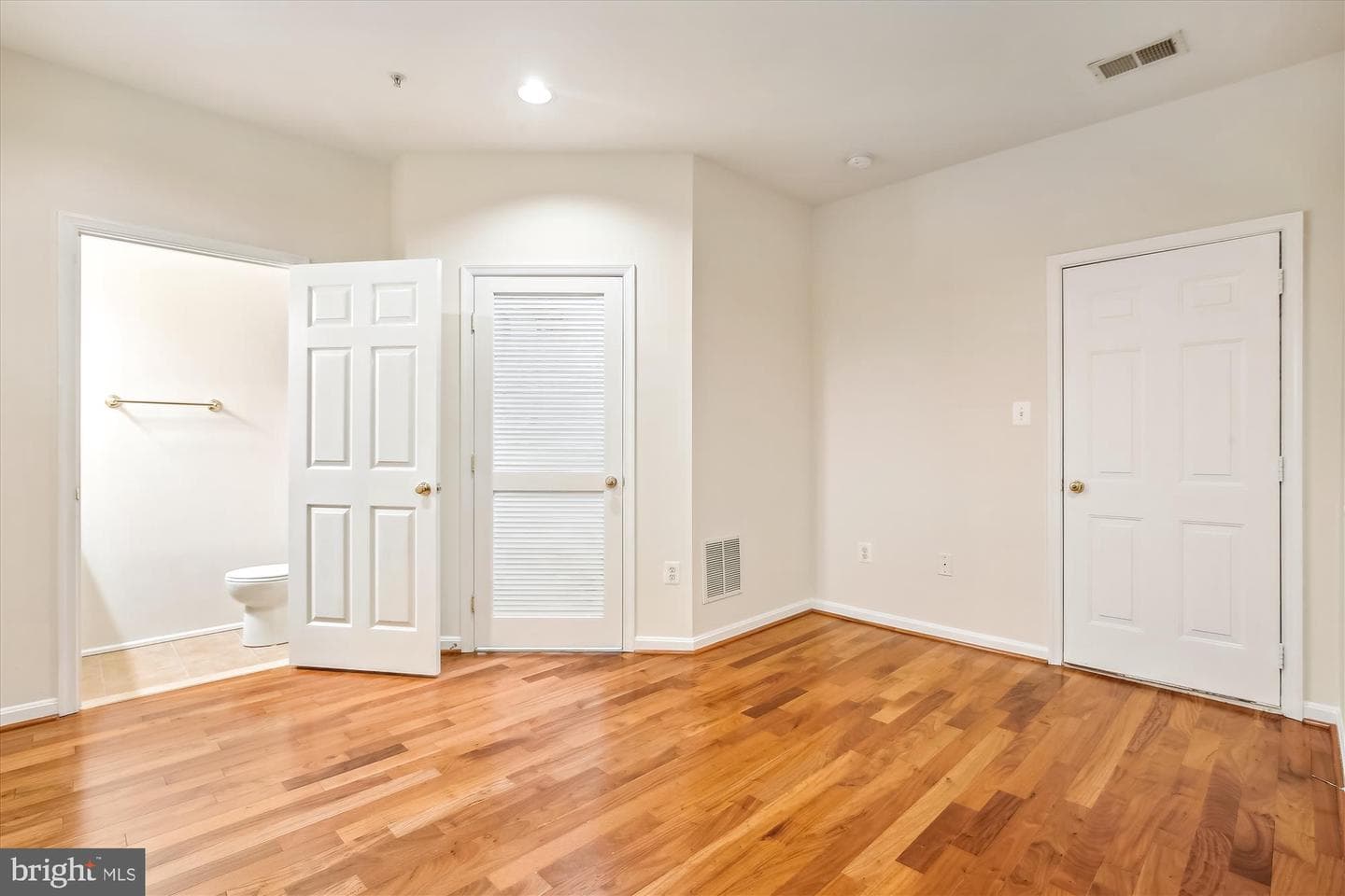 6119 Madison Crest Court photo 23