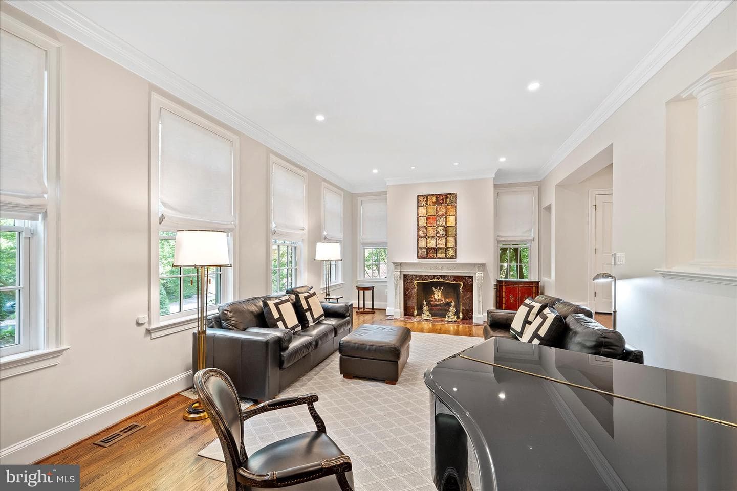 2011 Mayfair McLean Court photo 13