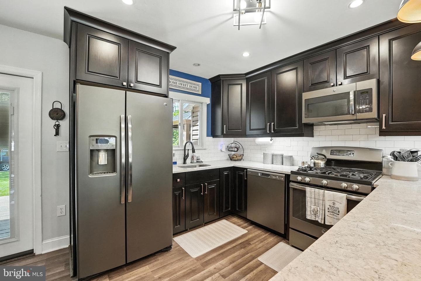 8210 Ackley Street photo 8