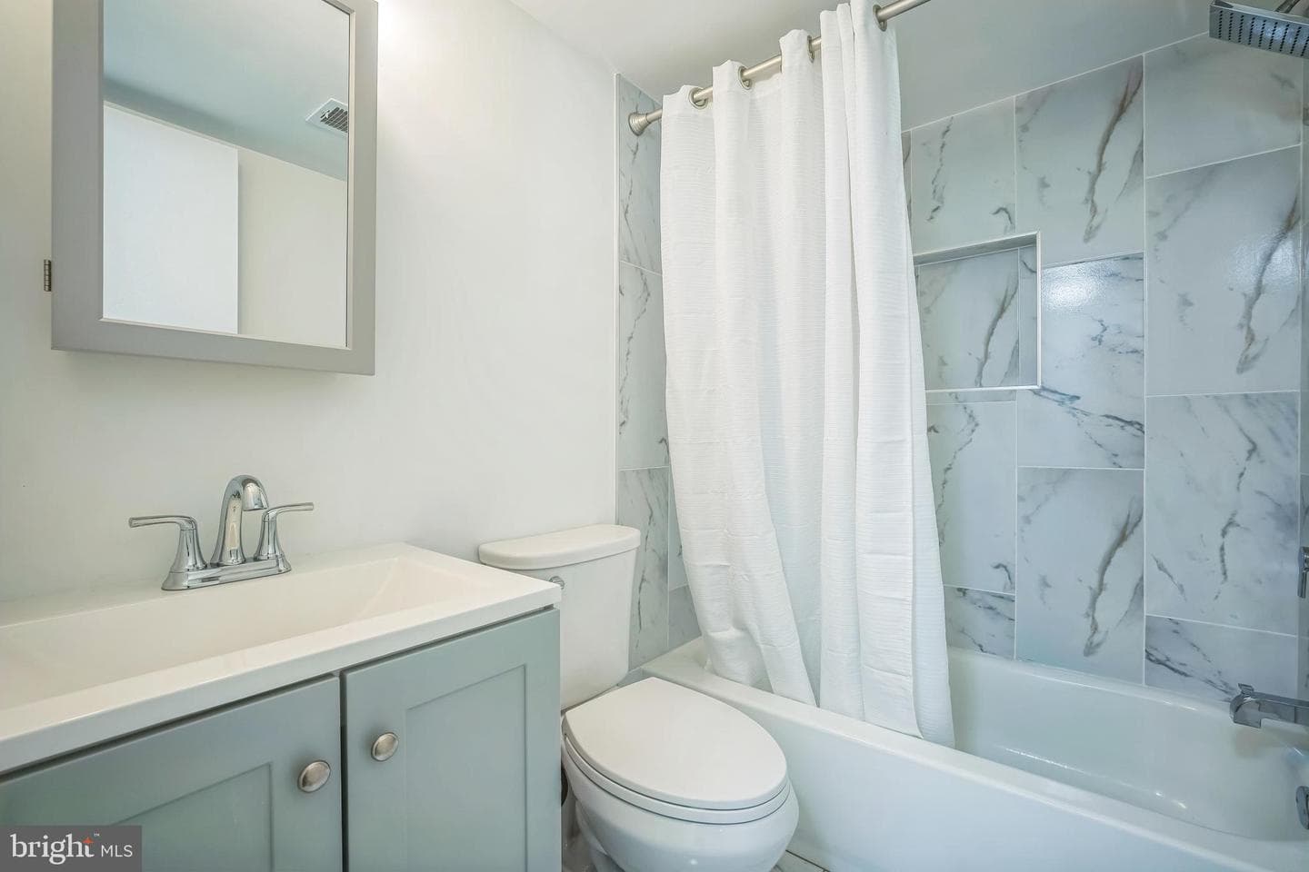 4939 Americana Drive #106 photo 19