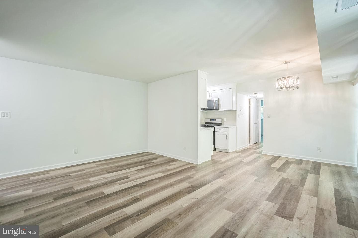 4939 Americana Drive #106 photo 23