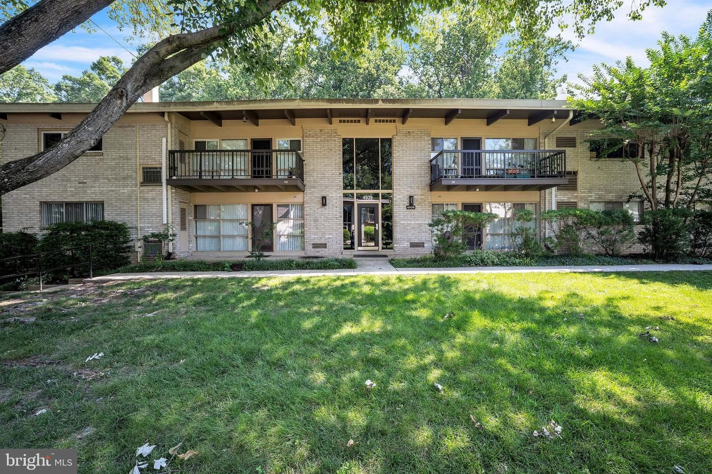 4939 Americana Drive #106 photo 6