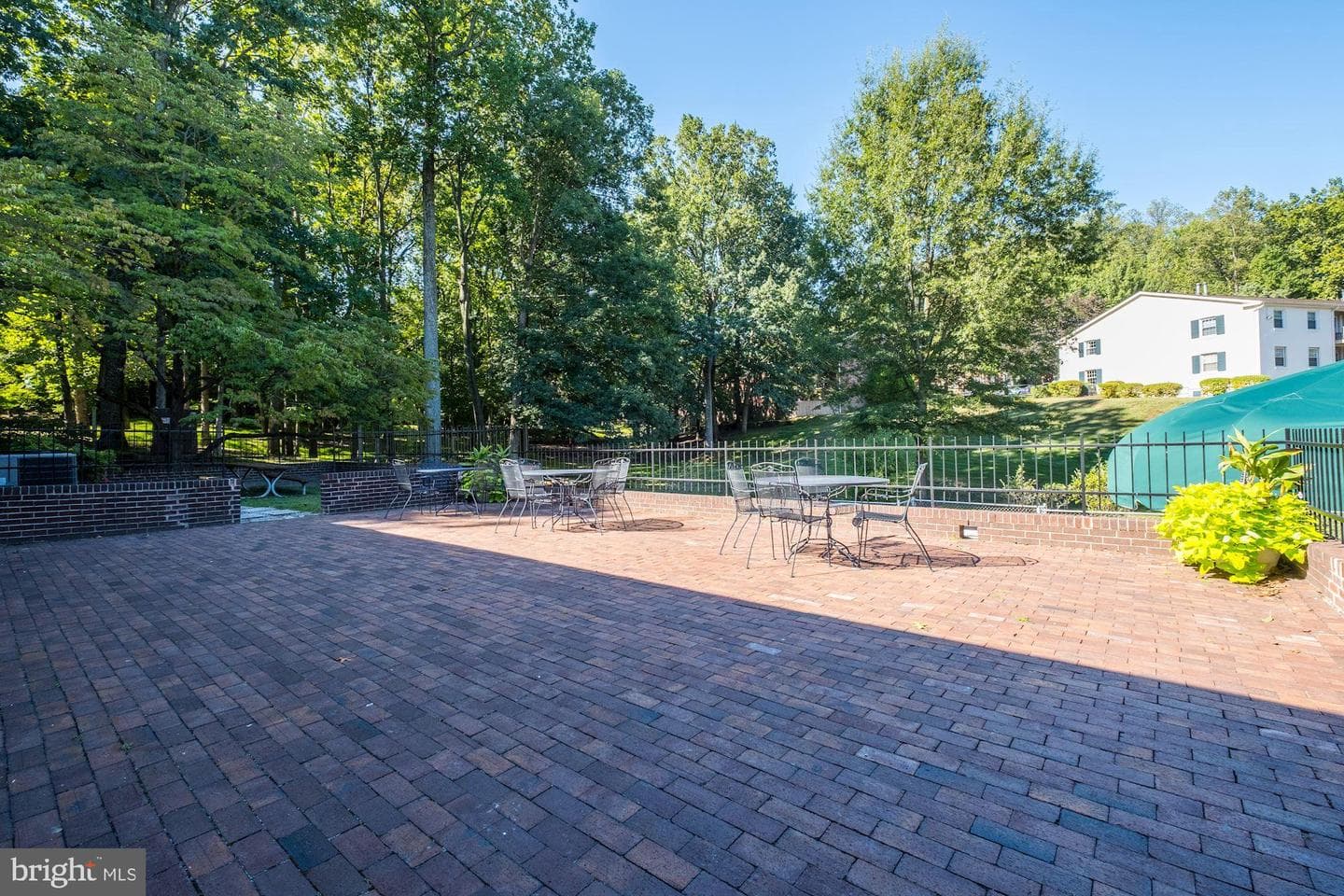 8384 Forrester Boulevard photo 30