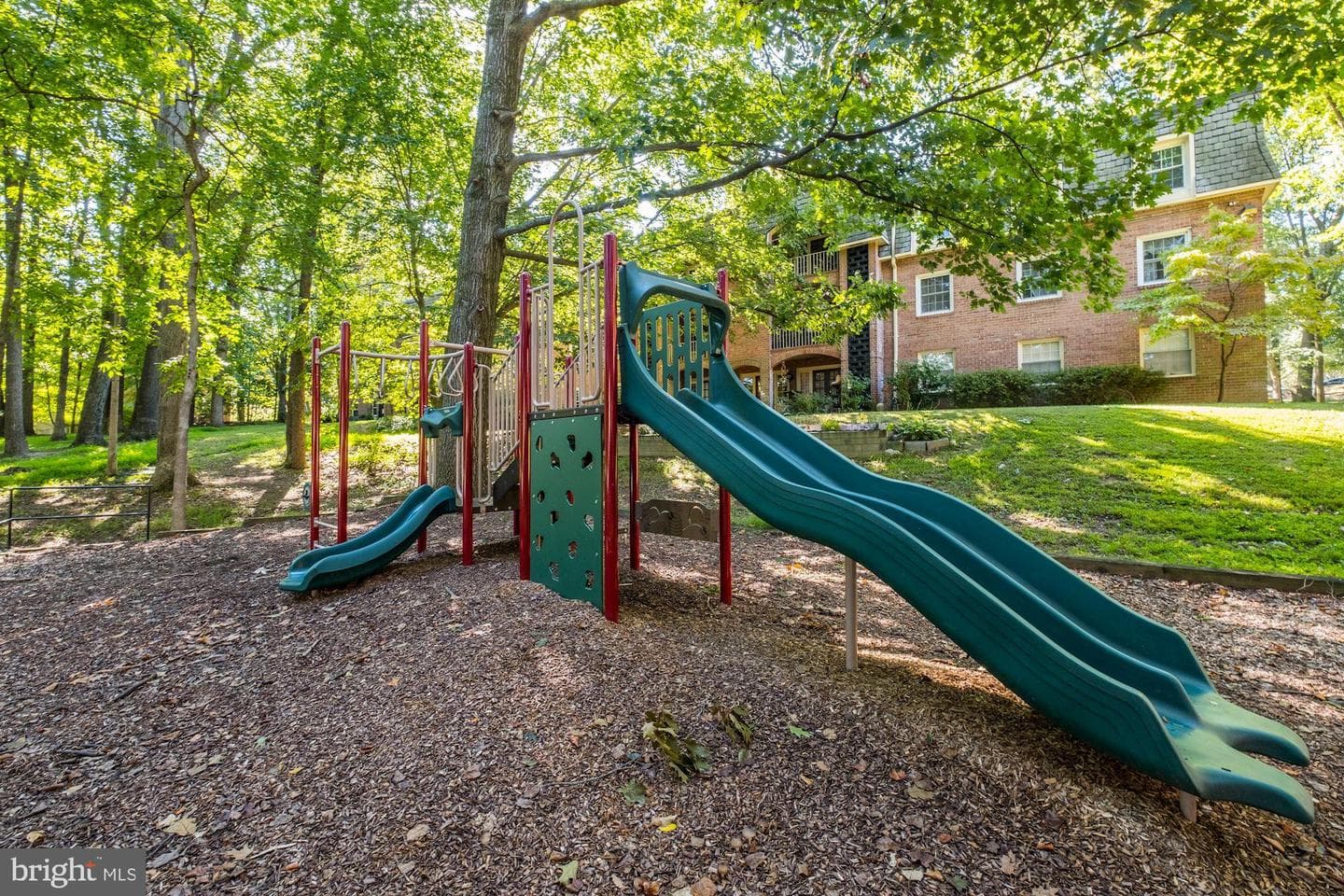 8384 Forrester Boulevard photo 37