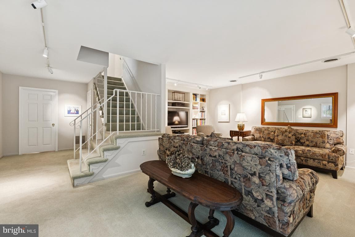 9409 Park Hunt Court photo 24