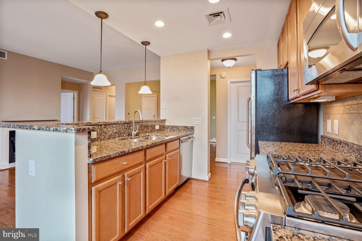 1830 Fountain Drive #1106 photo 24