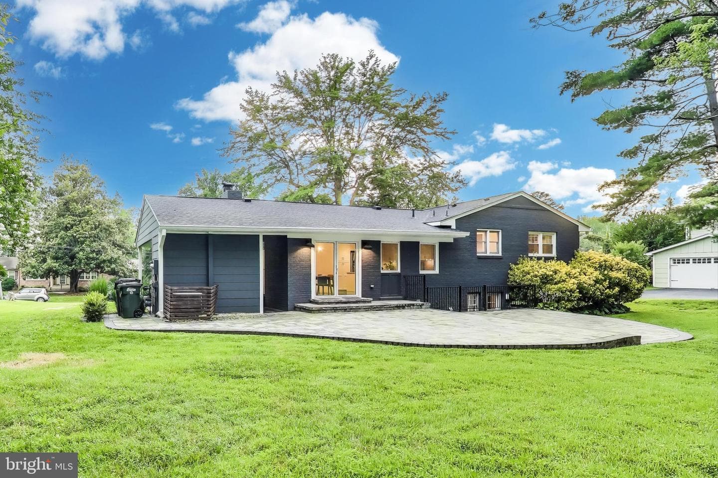 4422 Neptune Drive photo 41