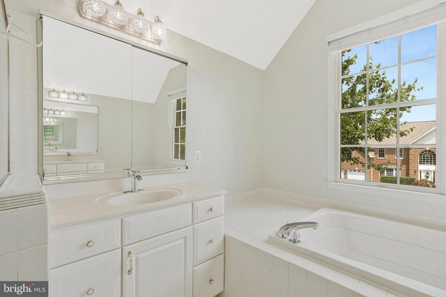 10857 Hunter Gate Way photo 34