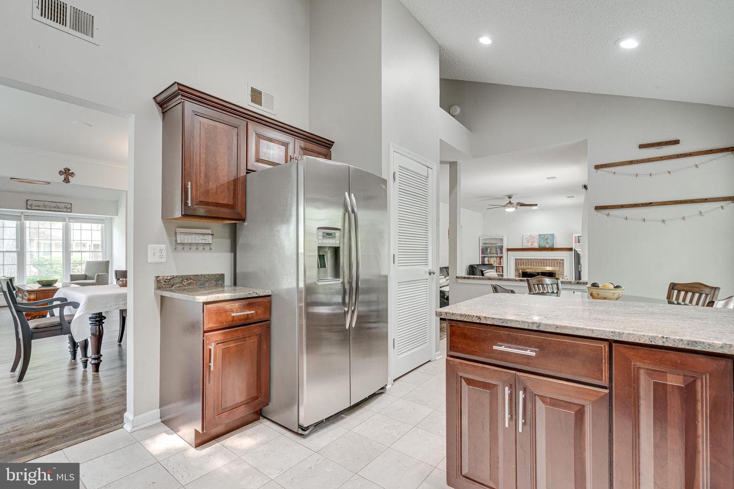 12333 Cliveden Street photo 18