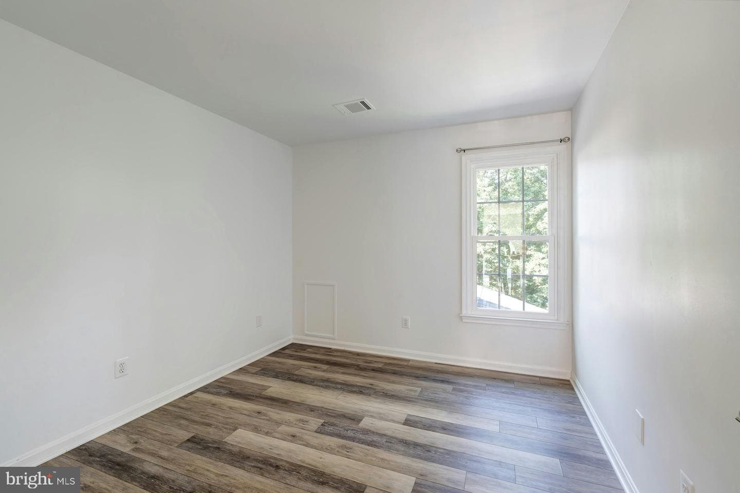 1518 Summerset Place photo 23