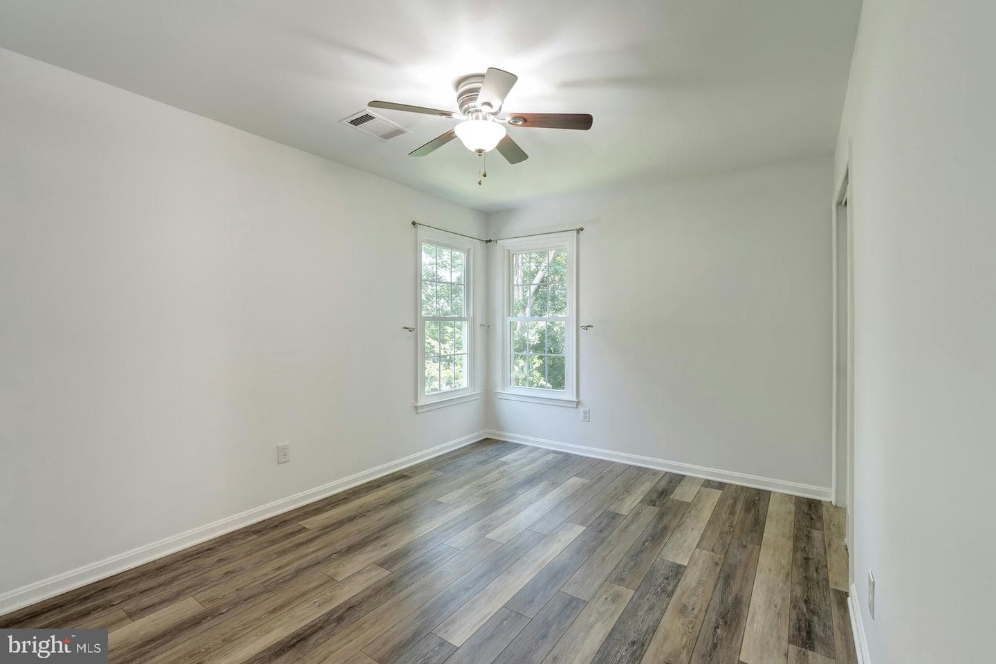 1518 Summerset Place photo 26
