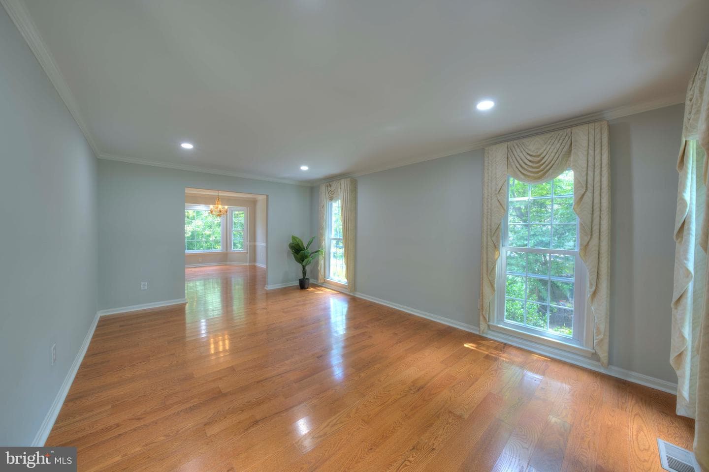 1566 Old Eaton Lane photo 14