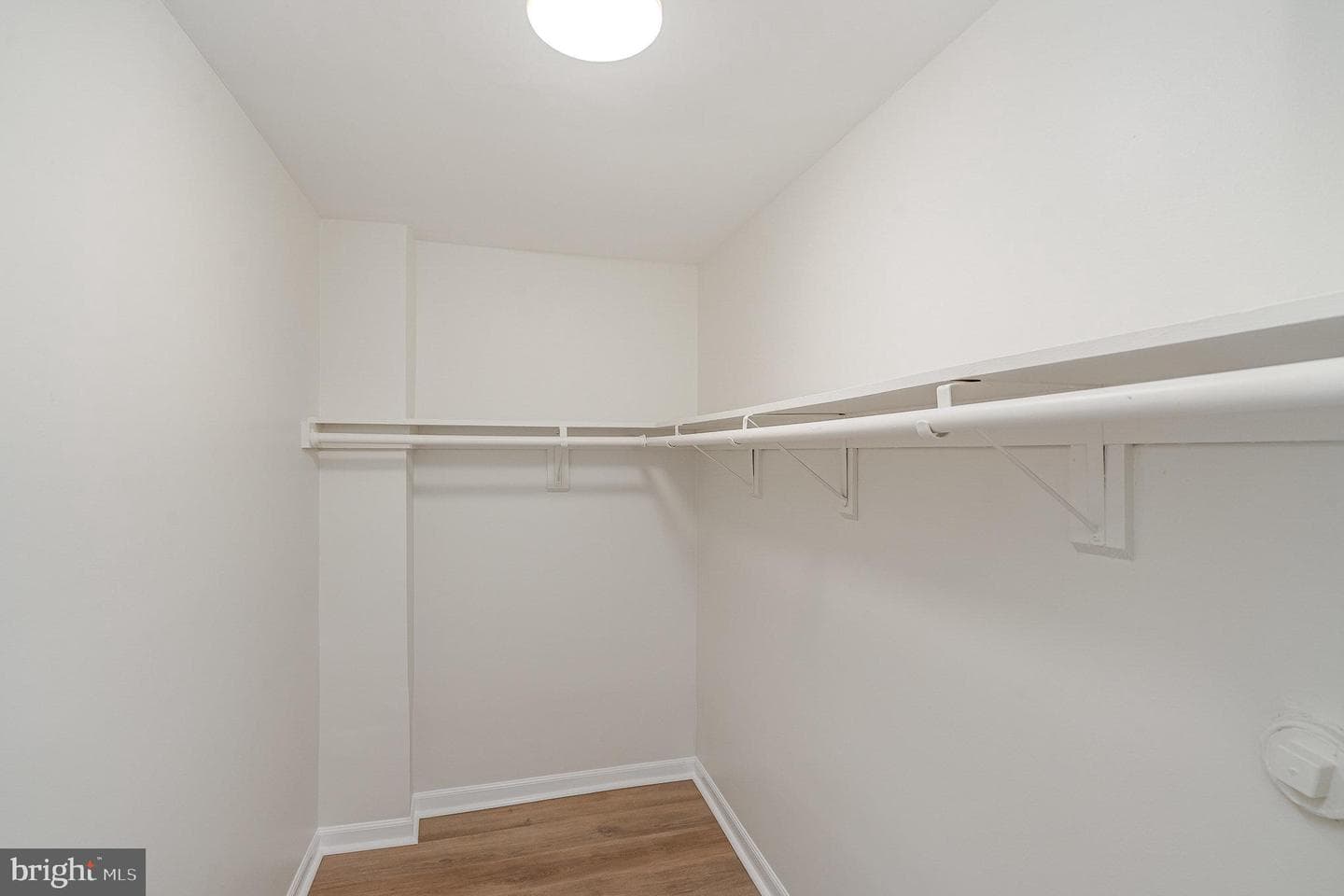 7471 Towchester Court photo 20