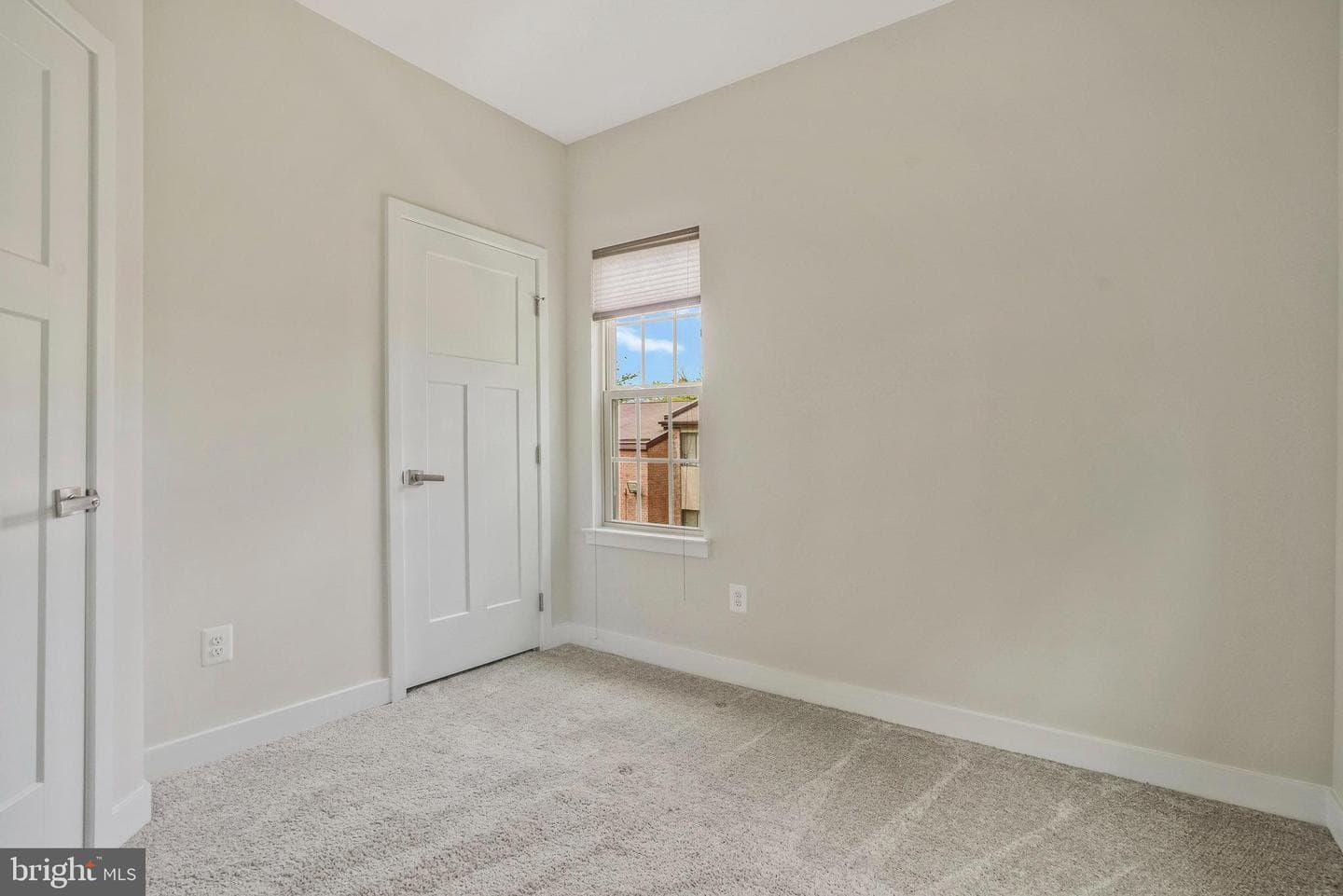7811 Sutter Lane photo 28
