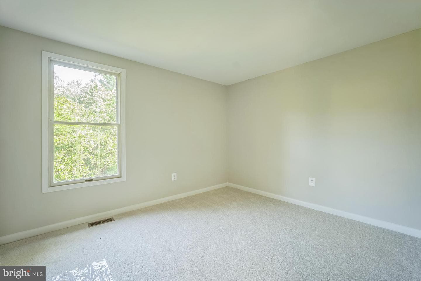 13644 Shreve Street photo 28
