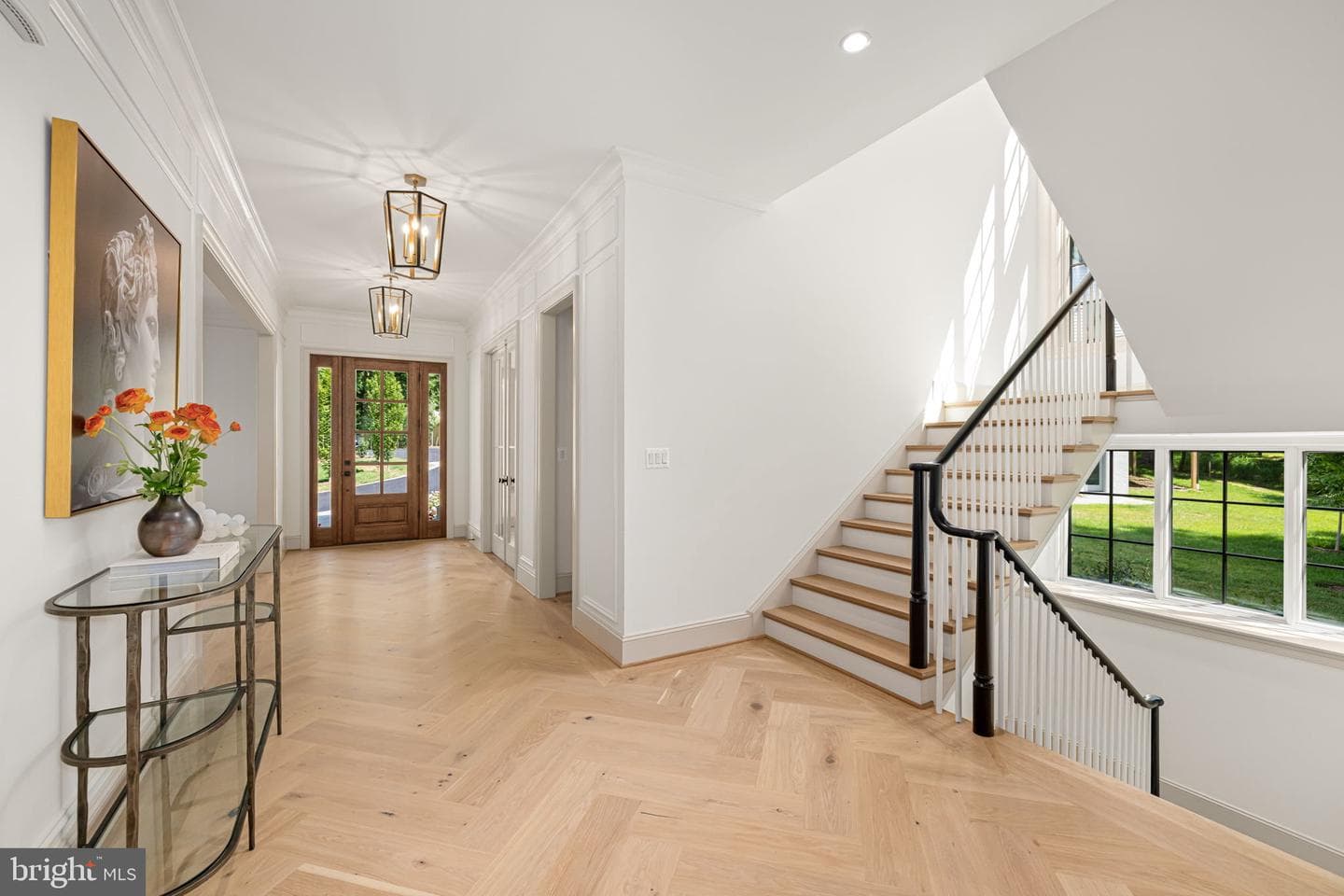 2109 Elliott Avenue photo 8