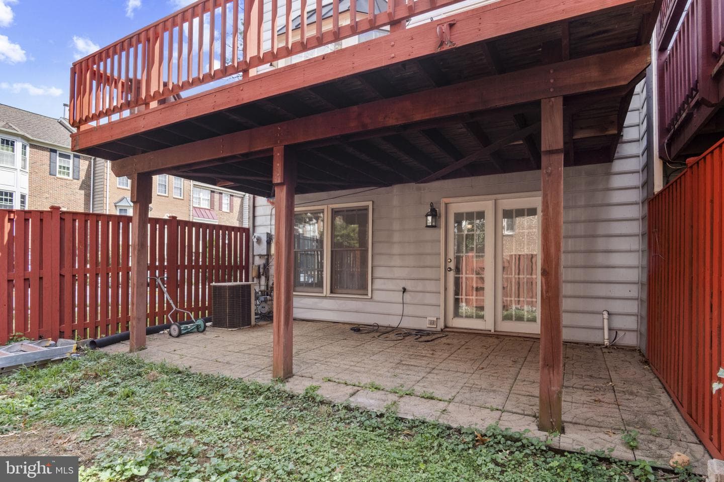 8017 Trevor Place photo 24