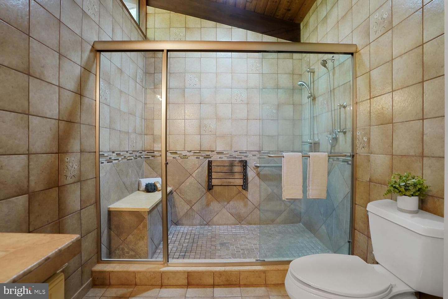 1017 Towlston Road photo 35