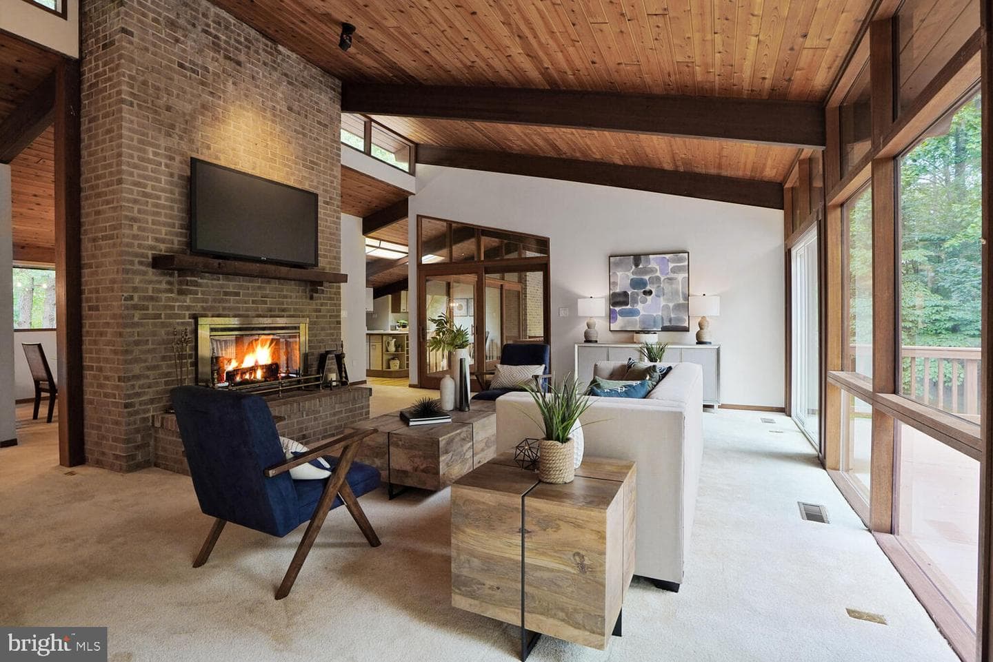 1017 Towlston Road photo 8