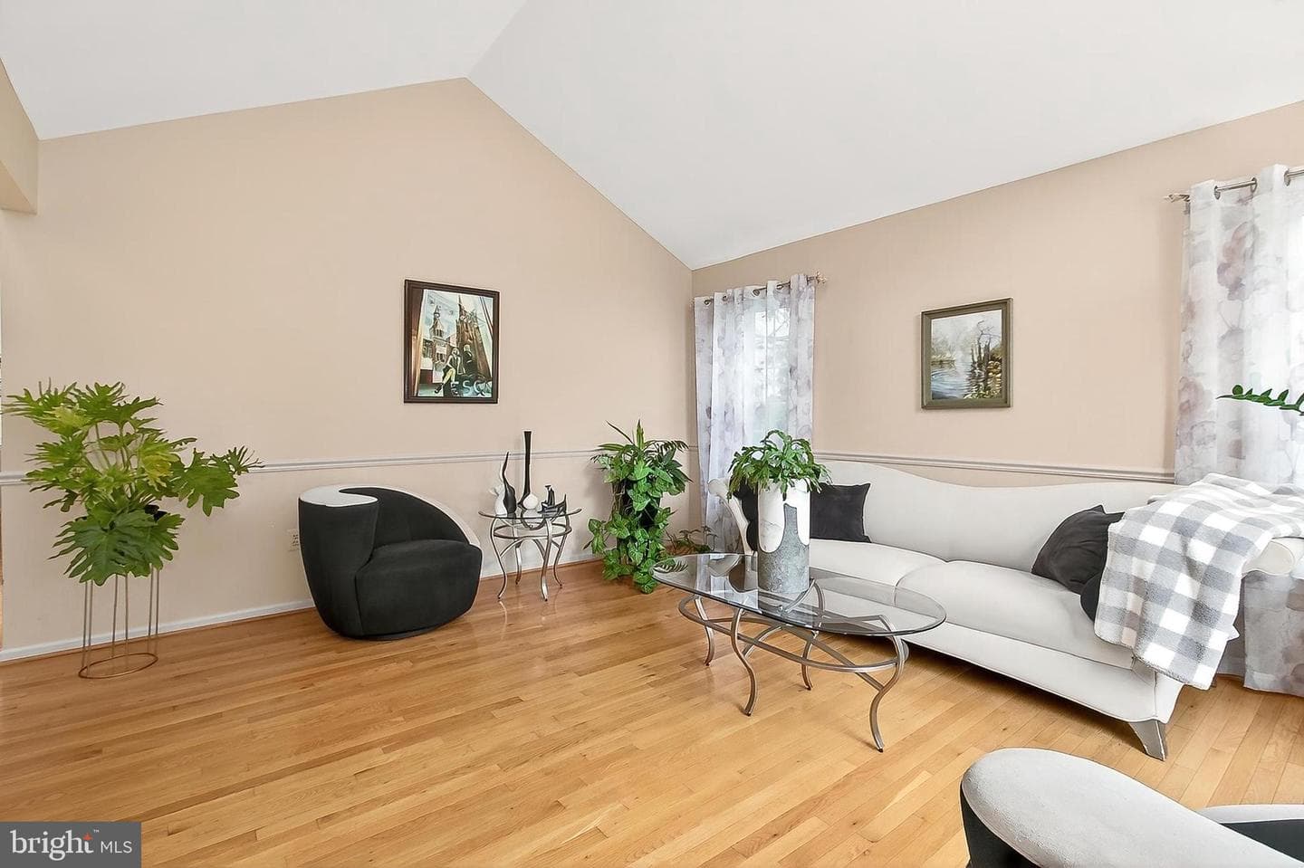 2883 Franklin Oaks Drive photo 9