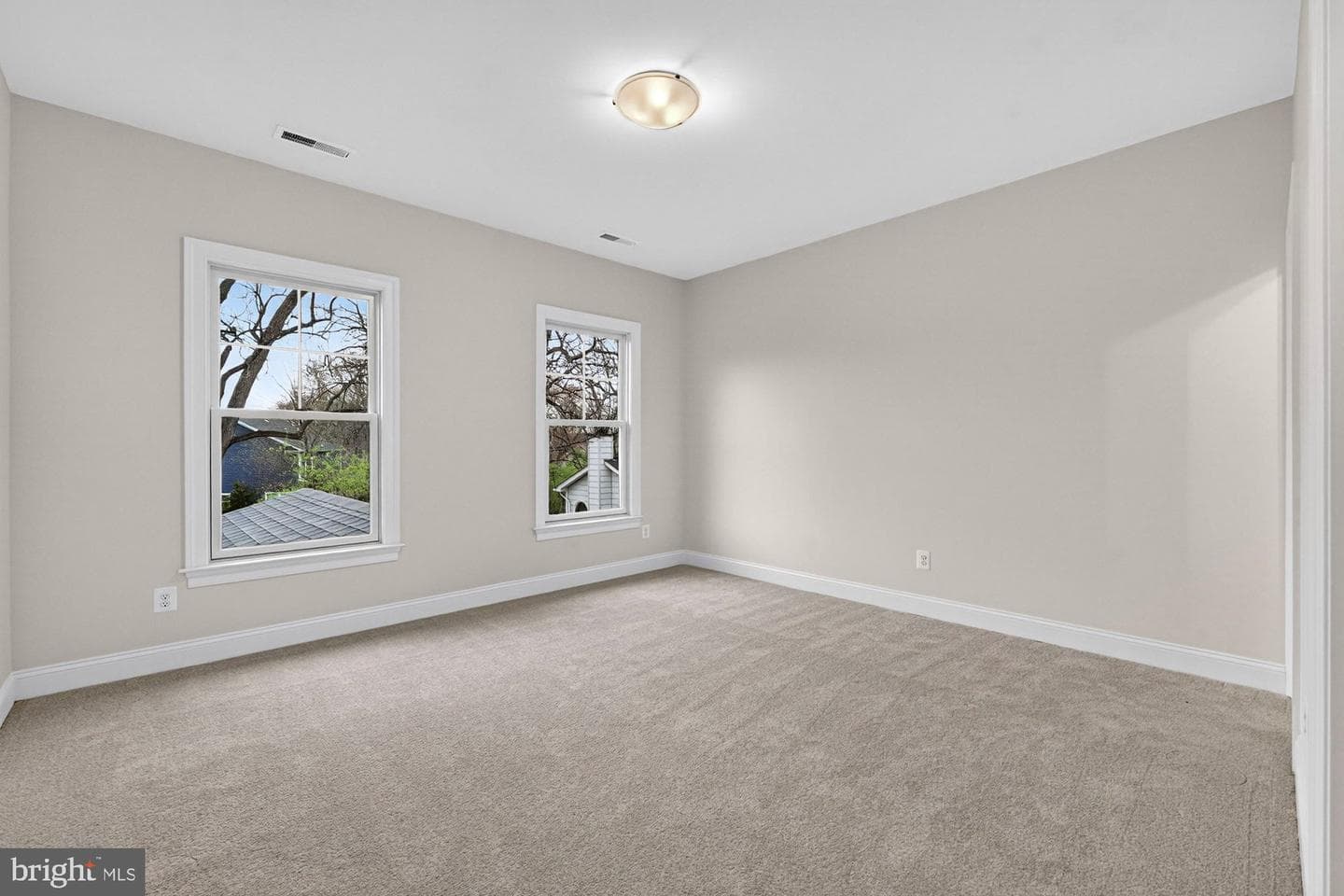 906 Frederick Street SW photo 62