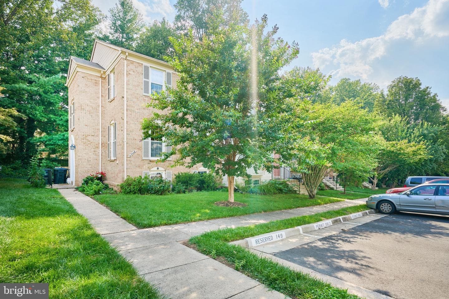 4235 Sleepy Lake Drive photo 2
