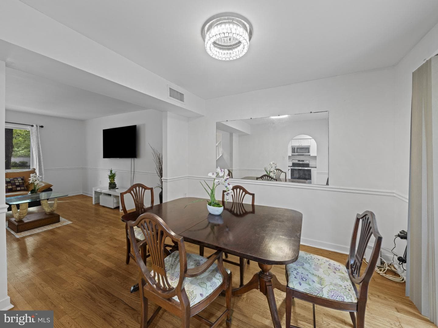 2321 Emerald Heights Court photo 10