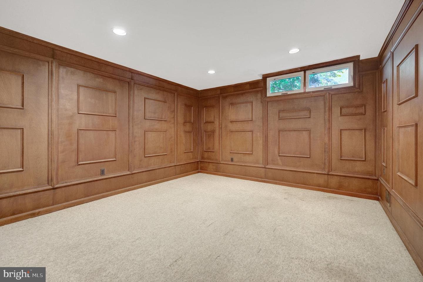 1468 Highwood Drive photo 20