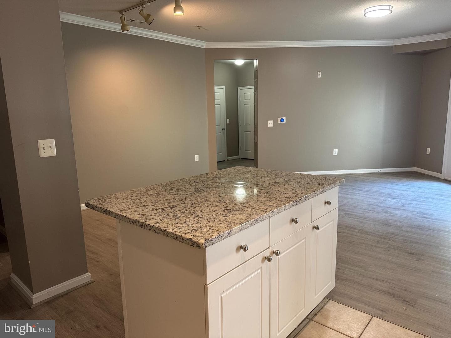 2791 Centerboro Drive #186 photo 12