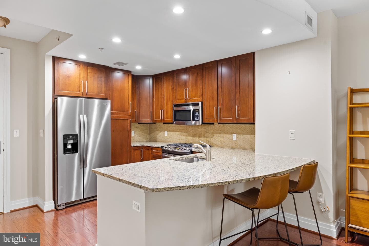 8220 Crestwood Heights Drive #213 photo 7