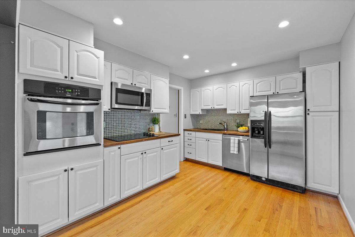 3035 Hazelton Street photo 12