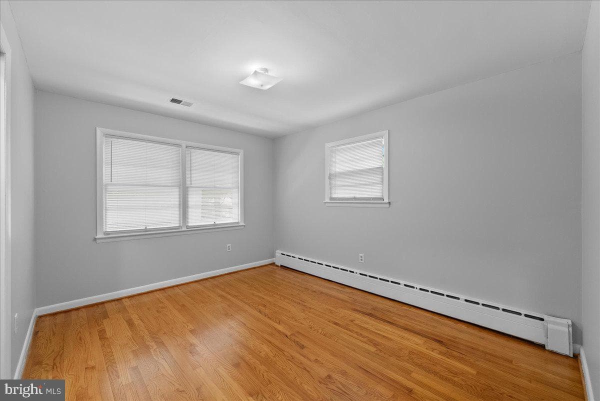 3035 Hazelton Street photo 20