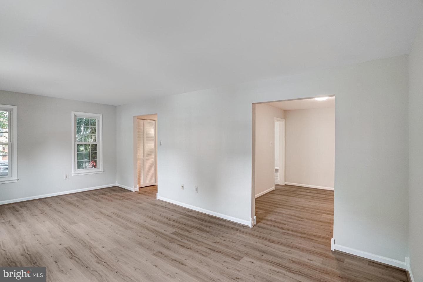 2349 Horseferry Court photo 16