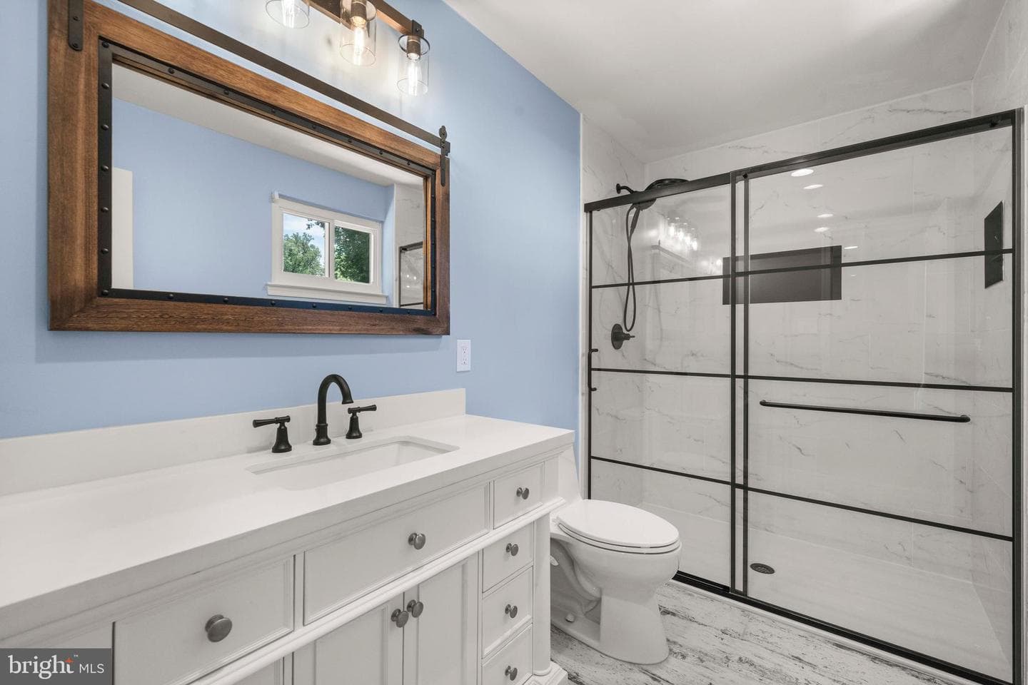 8414 Thames Street photo 22