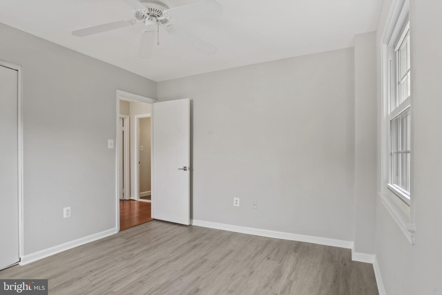 8120 Sleepy View Lane photo 28