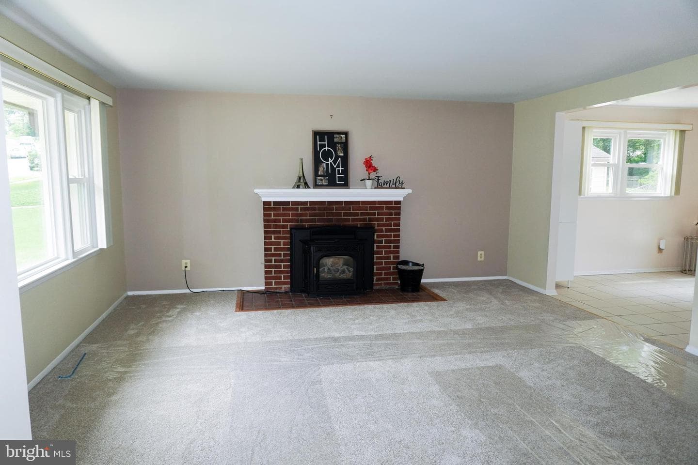 7425 Flora Street photo 2