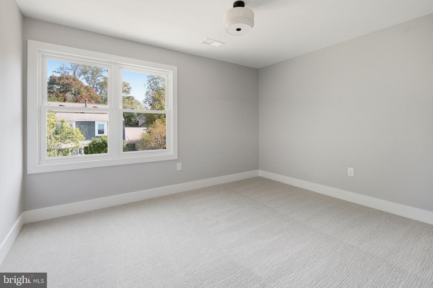2615 Lemontree Lane photo 26