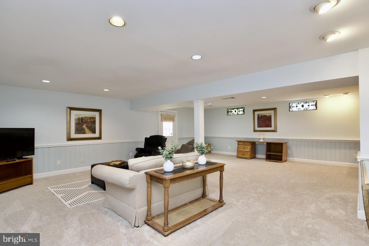 5439 Ashleigh Road photo 48