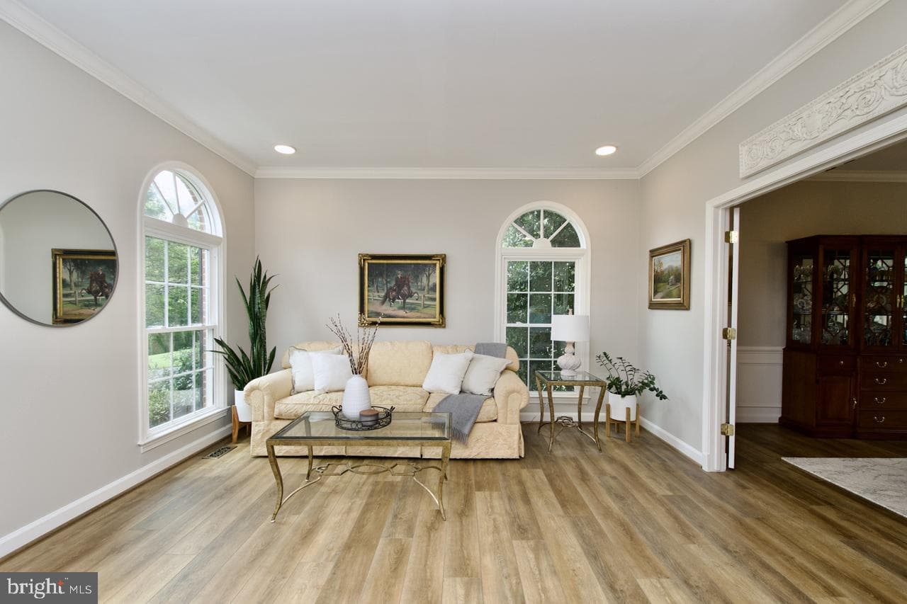 5439 Ashleigh Road photo 6