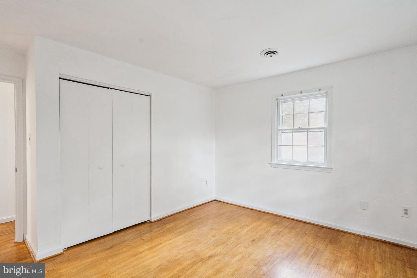 437 Glyndon Street NE photo 41